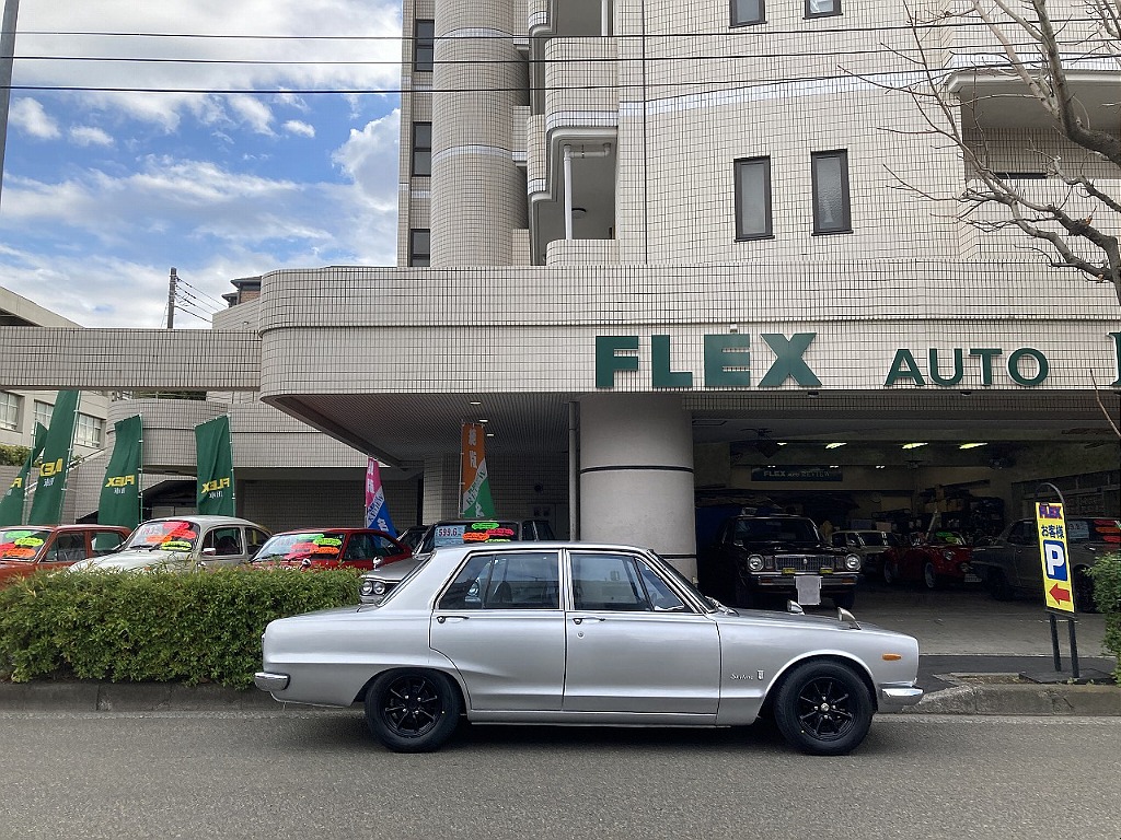 日産 スカイライン4ドア(20枚目)