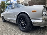 日産 スカイライン4ドア(3枚目)