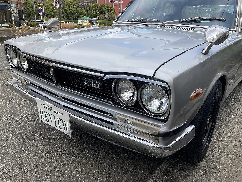 日産 スカイライン4ドア(10枚目)