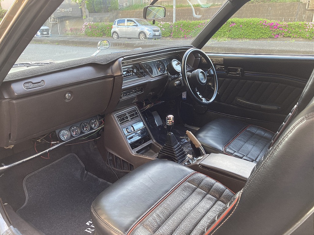 日産 ローレル2ドアHT(17枚目)