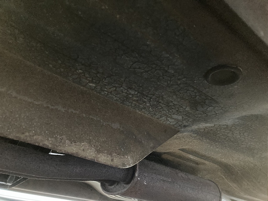 日産 スカイライン4ドア(18枚目)