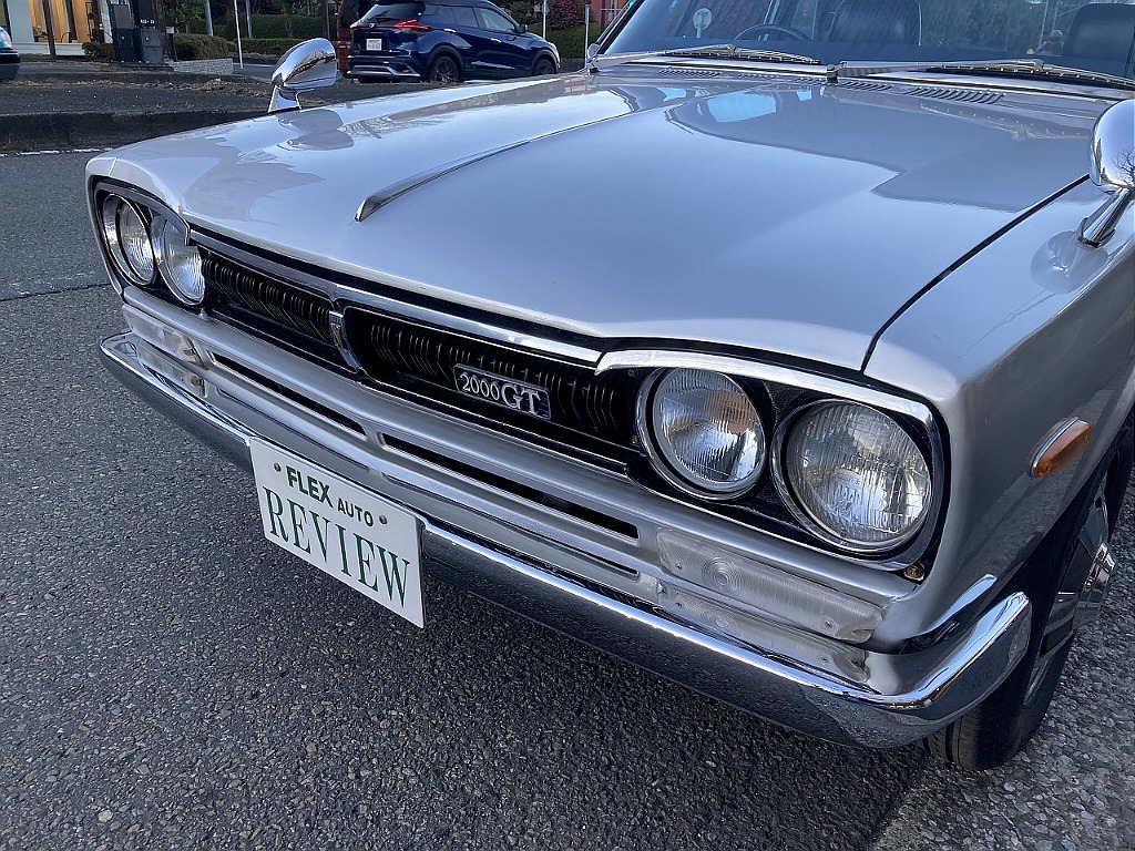 日産 スカイライン4ドア(10枚目)