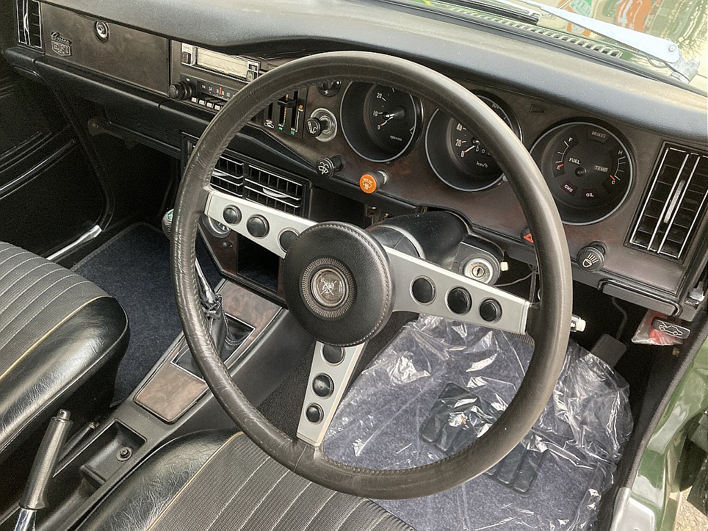 トヨタ コロナ2ドアHT(13枚目)