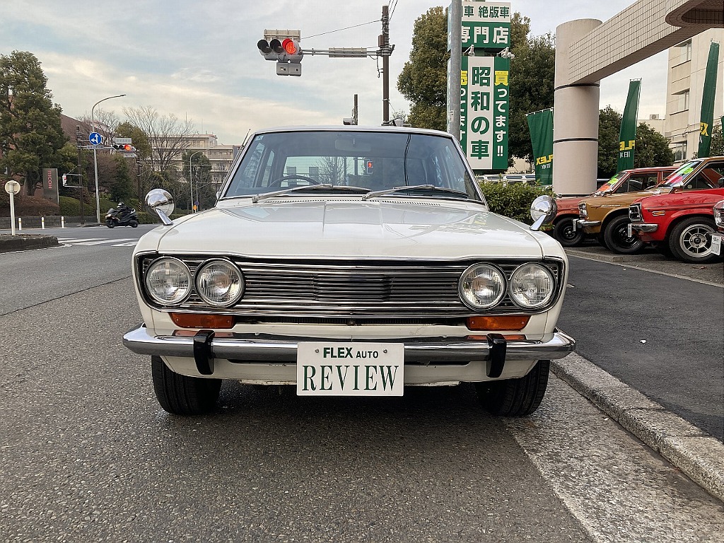 日産 ブルーバード4ドア(2枚目)