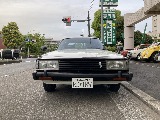 日産 スカイライン4ドア(2枚目)