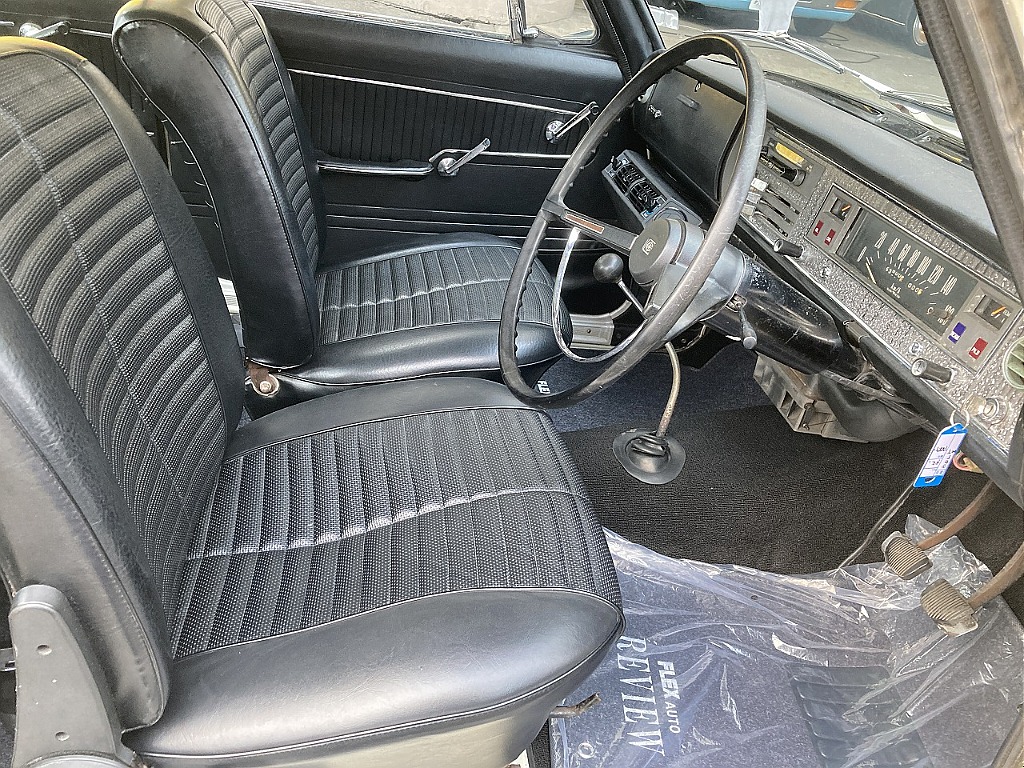 トヨタ コロナ2ドアHT(14枚目)