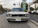 日産 スカイライン4ドア(2枚目)