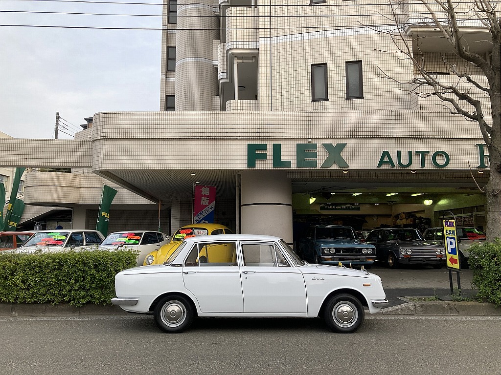 トヨタ コロナ4ドア(19枚目)