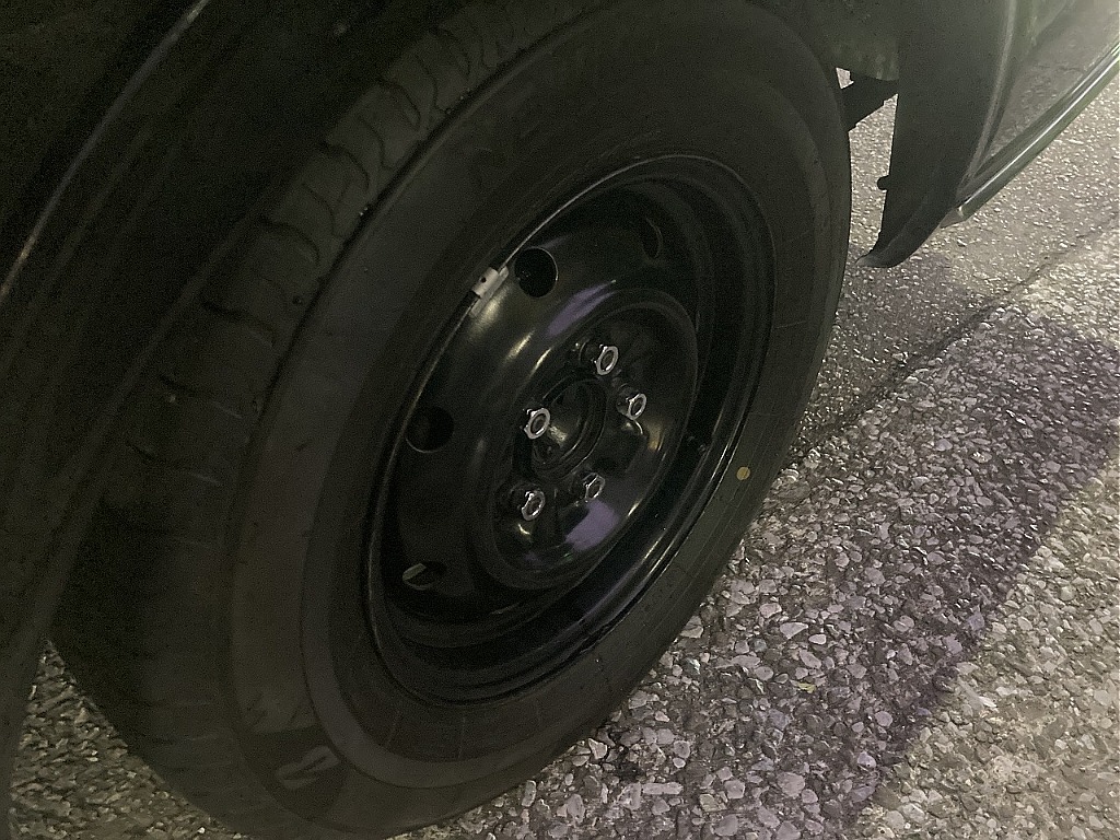 日産 グロリア4ドアセダン(10枚目)