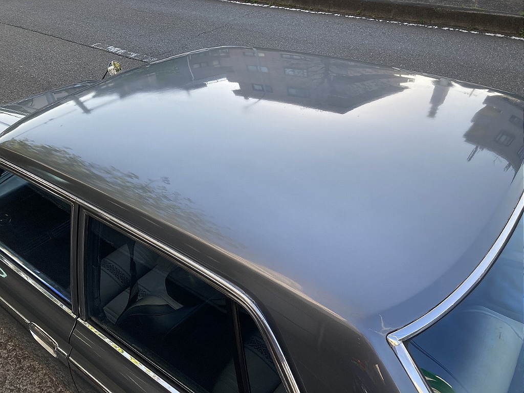 トヨタ クラウン4ドア(7枚目)