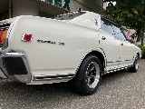 日産 グロリア4ドアHT(4枚目)