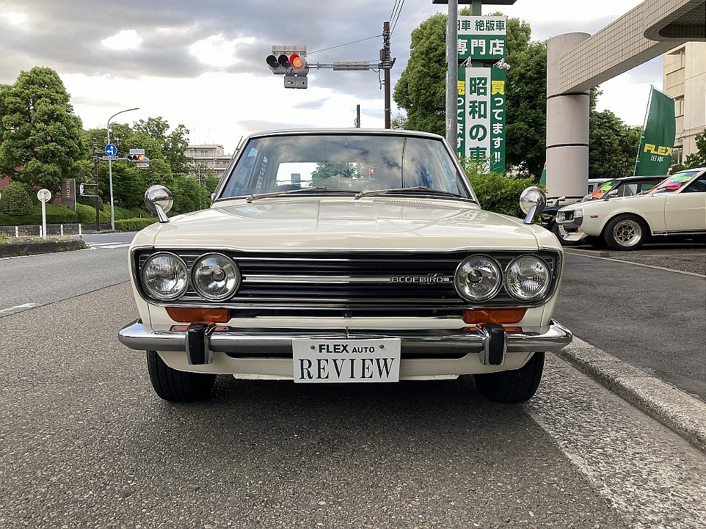 日産 ブルーバード4ドア(2枚目)