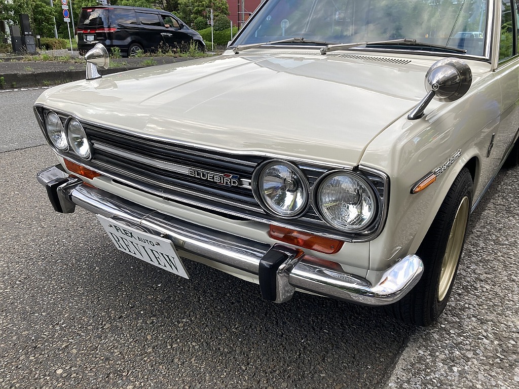 日産 ブルーバード4ドア(10枚目)