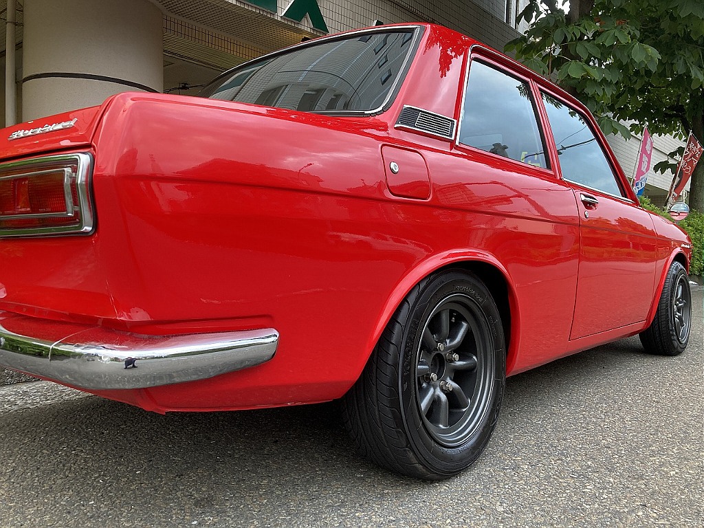 日産 ブルーバード2ドアセダン(4枚目)