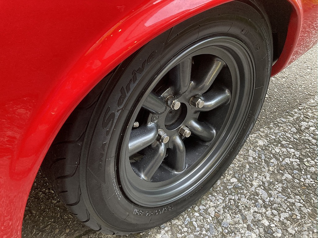 日産 ブルーバード2ドアセダン(8枚目)