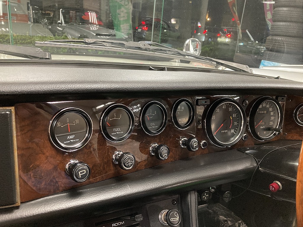 いすゞ 117クーペ(19枚目)
