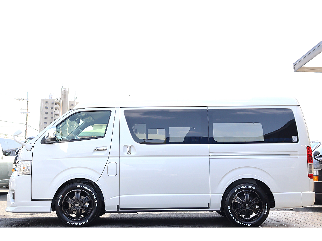 ハイエース 2.7 GL ロング ミドルルーフ入庫しました♪