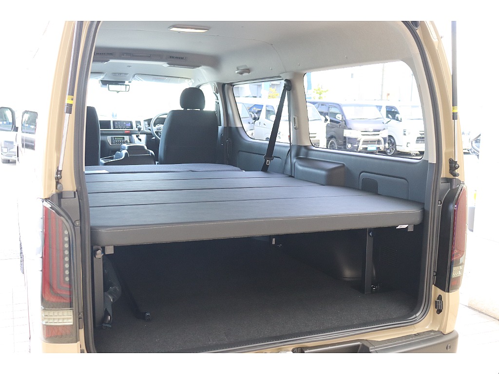 トヨタ ハイエースバン(35枚目)