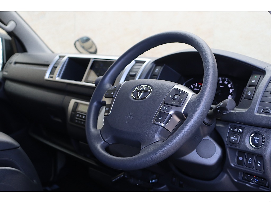 トヨタ ハイエースバン(38枚目)