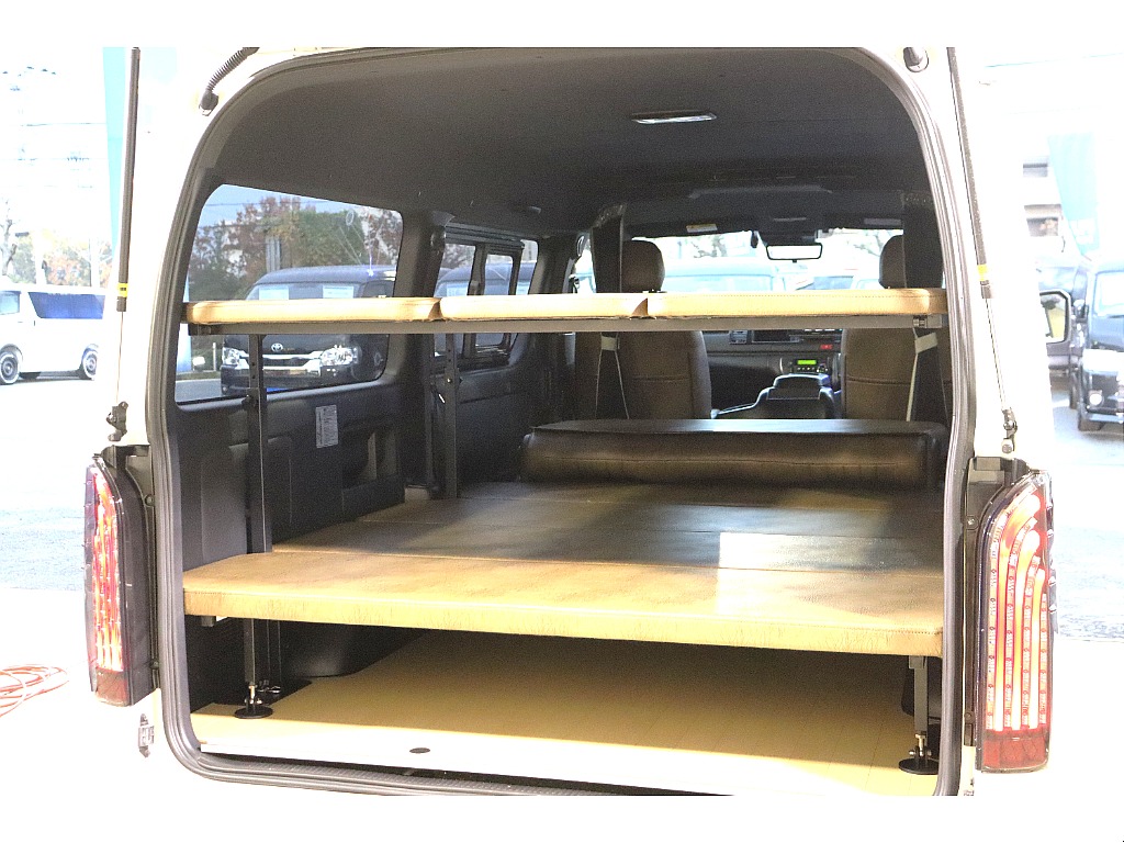 トヨタ ハイエースバン(46枚目)