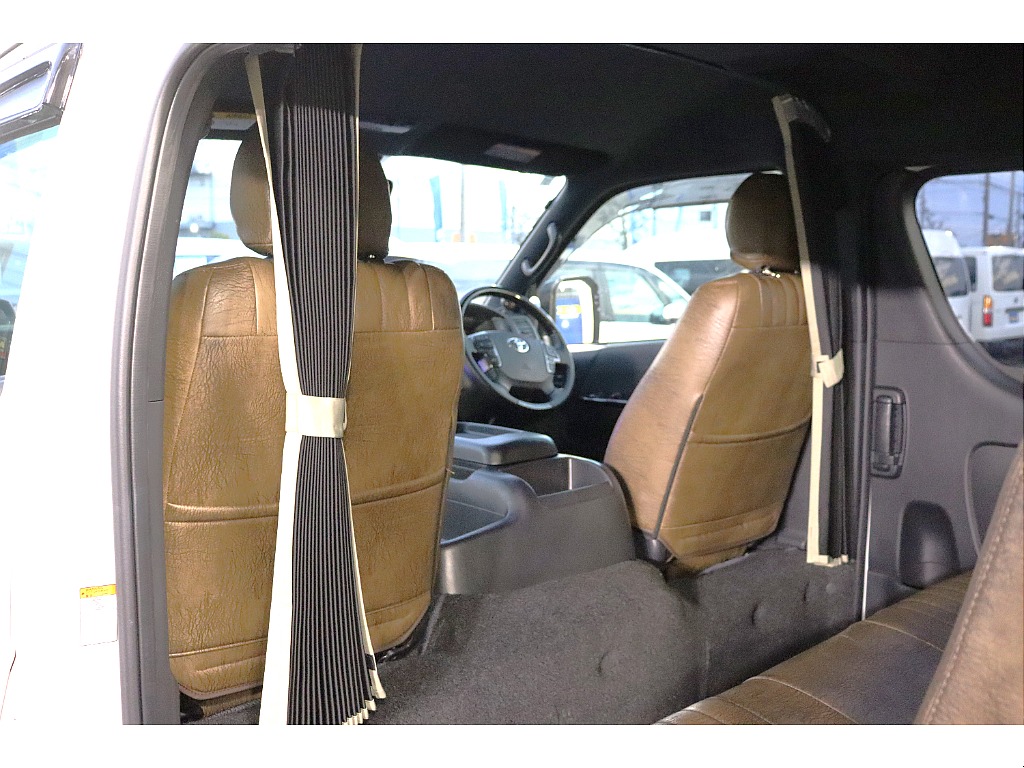 トヨタ ハイエースバン(48枚目)