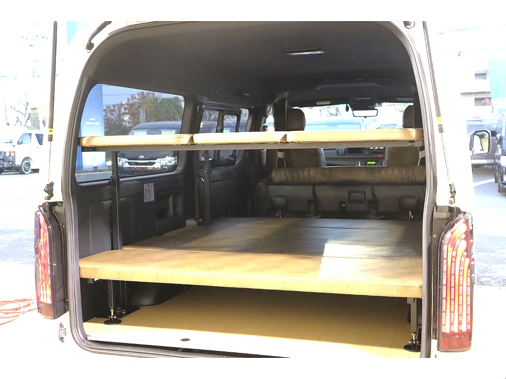 トヨタ ハイエースバン(49枚目)