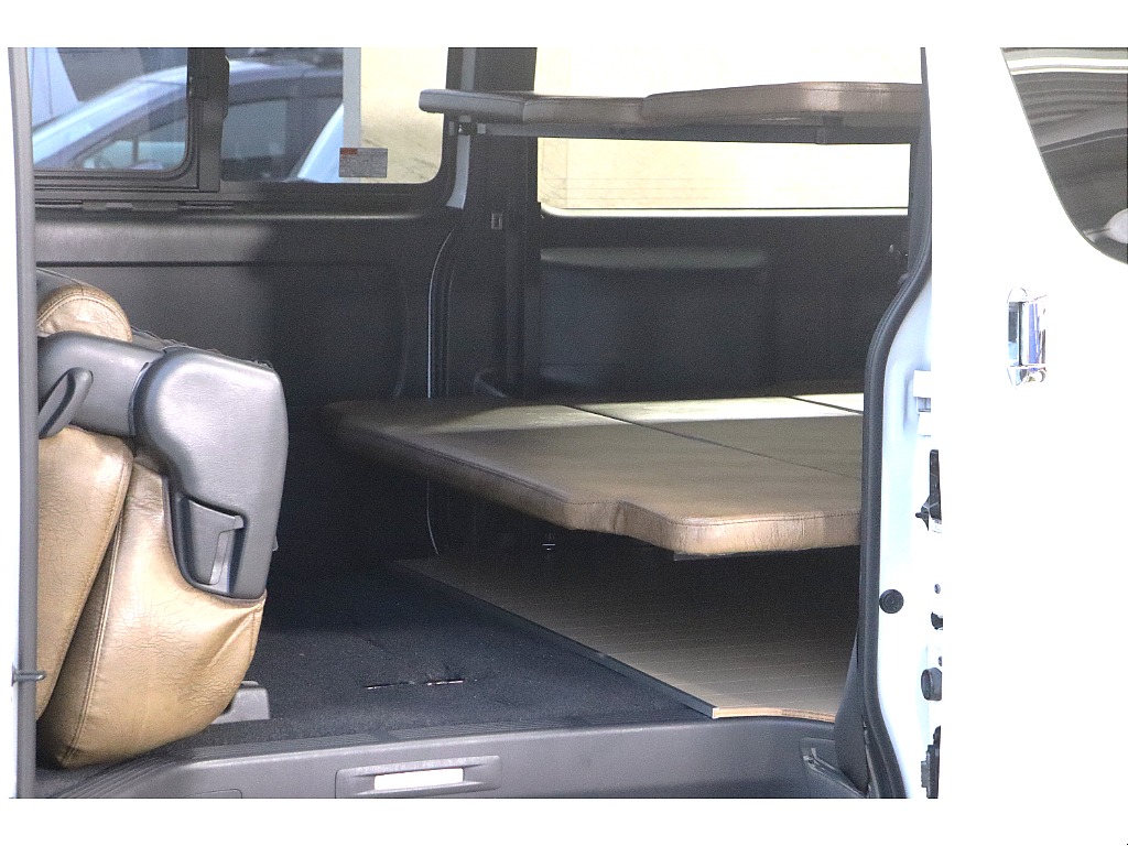 トヨタ ハイエースバン(50枚目)