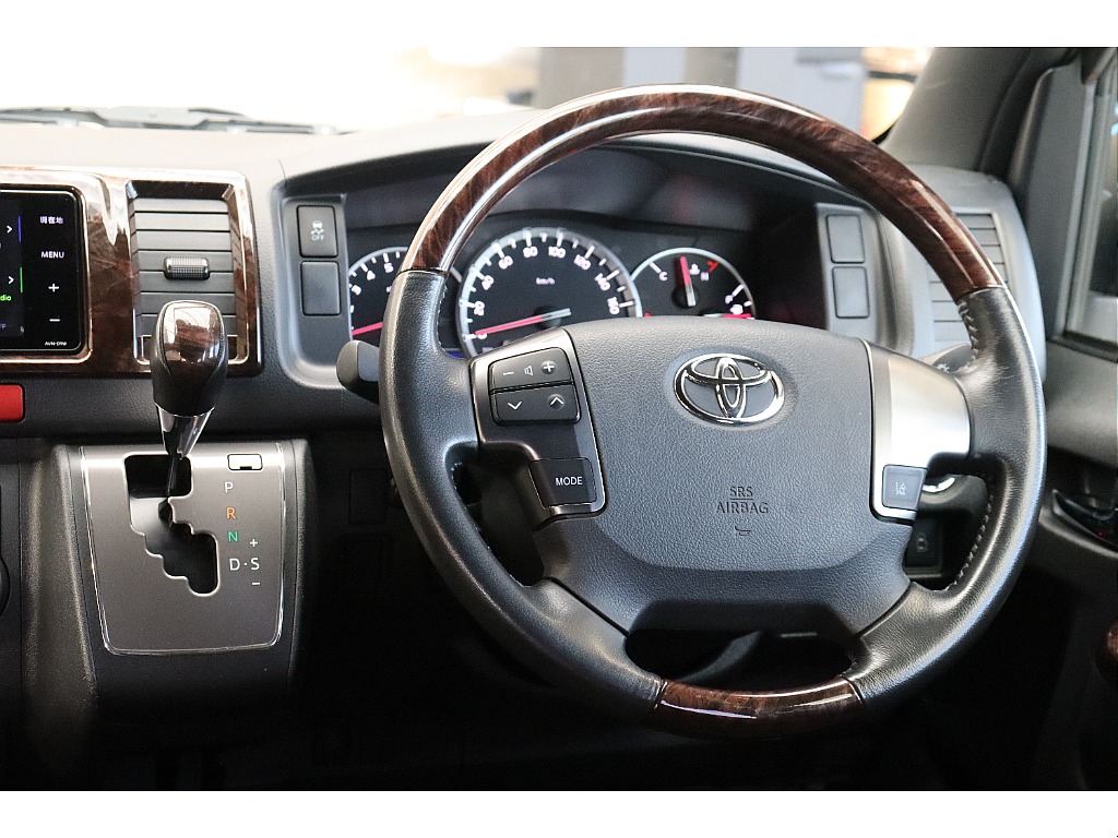 トヨタ ハイエースバン(54枚目)