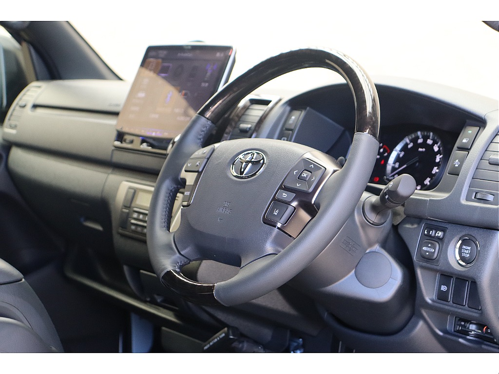 トヨタ ハイエースバン(45枚目)