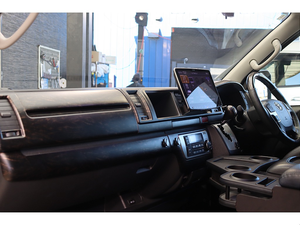 トヨタ ハイエース(44枚目)