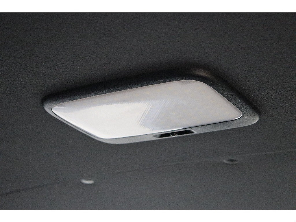 トヨタ ハイエースバン(44枚目)