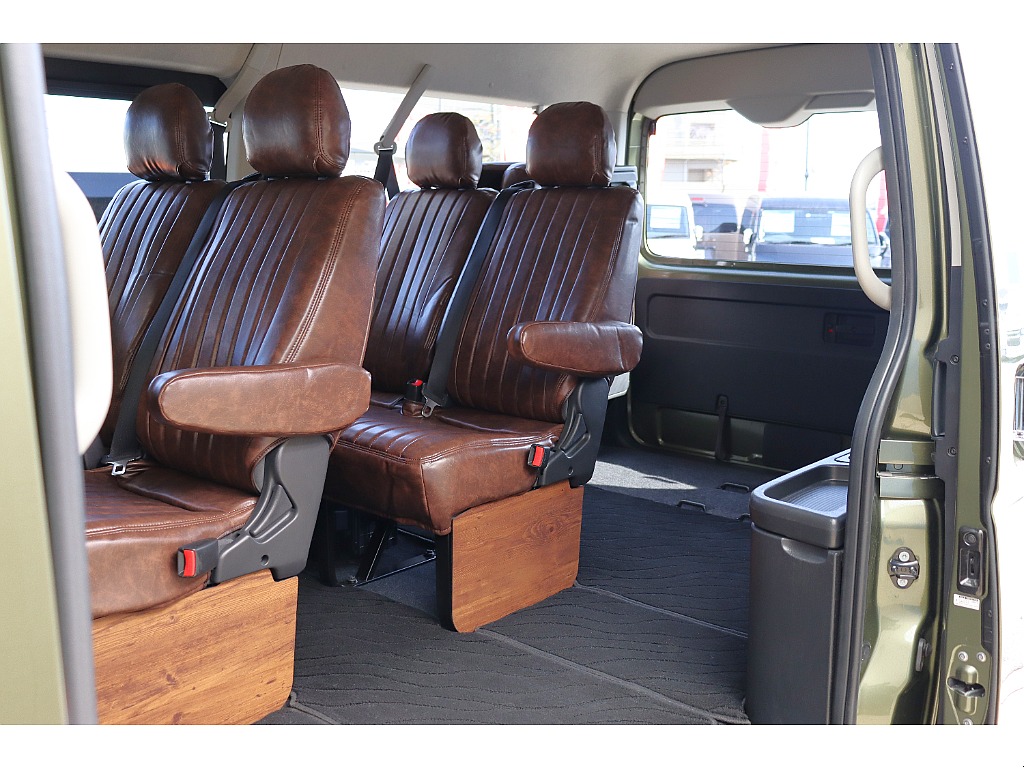 トヨタ ハイエース(42枚目)