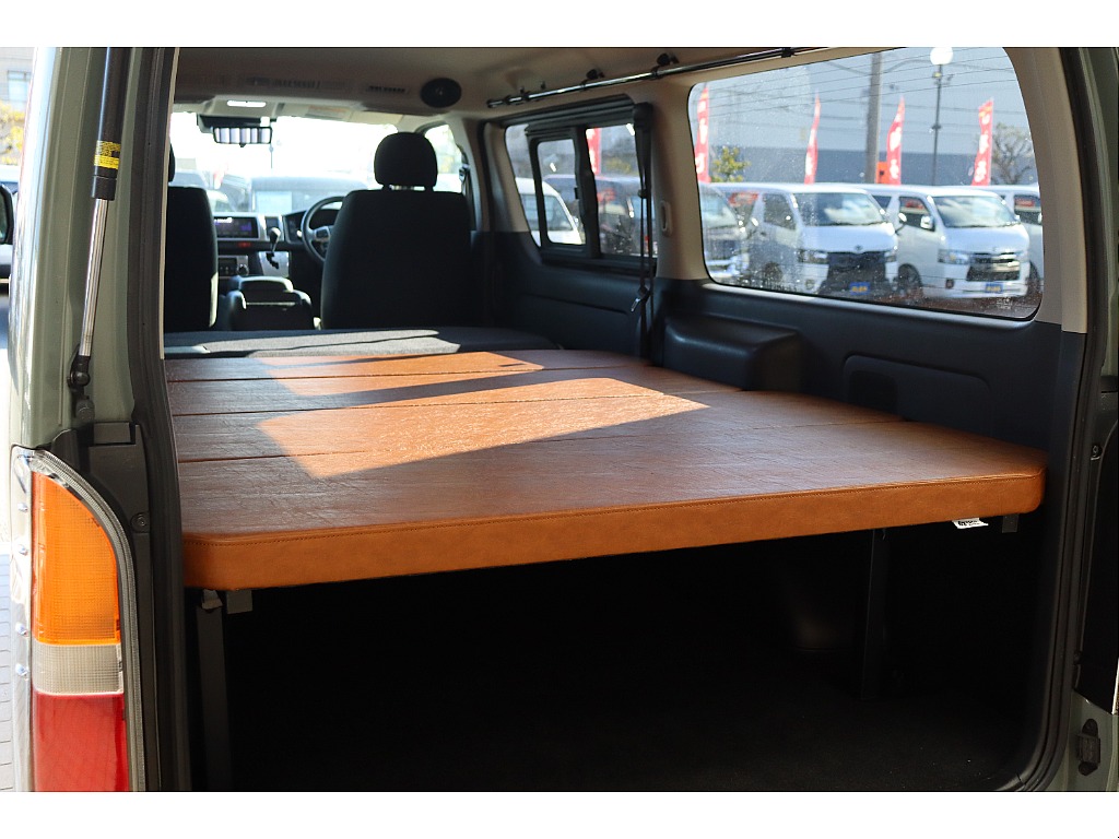 トヨタ ハイエースバン(46枚目)