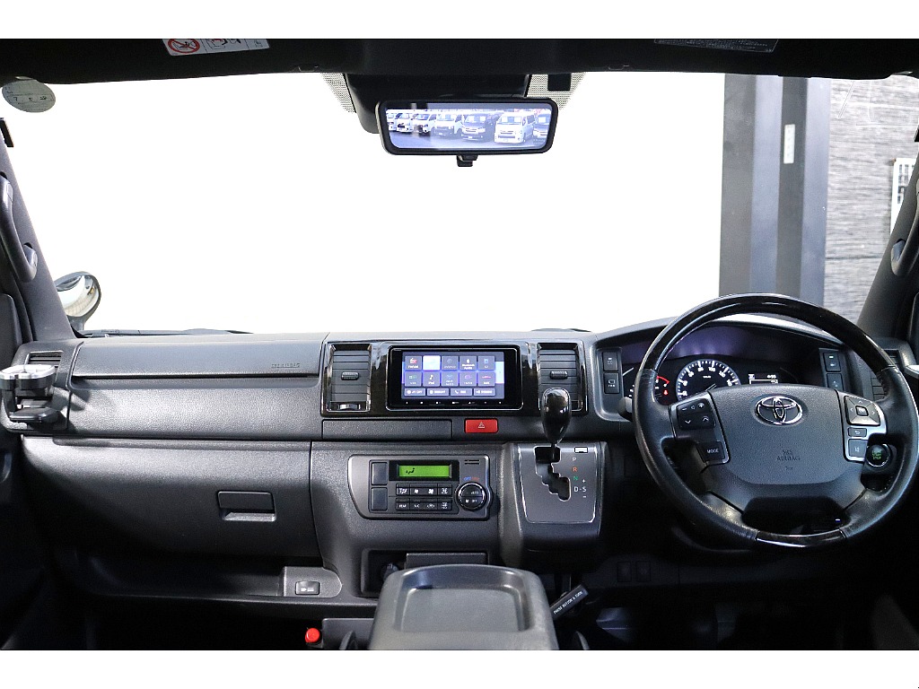 トヨタ ハイエースバン(12枚目)