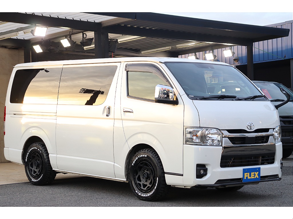 トヨタ ハイエースバン(28枚目)