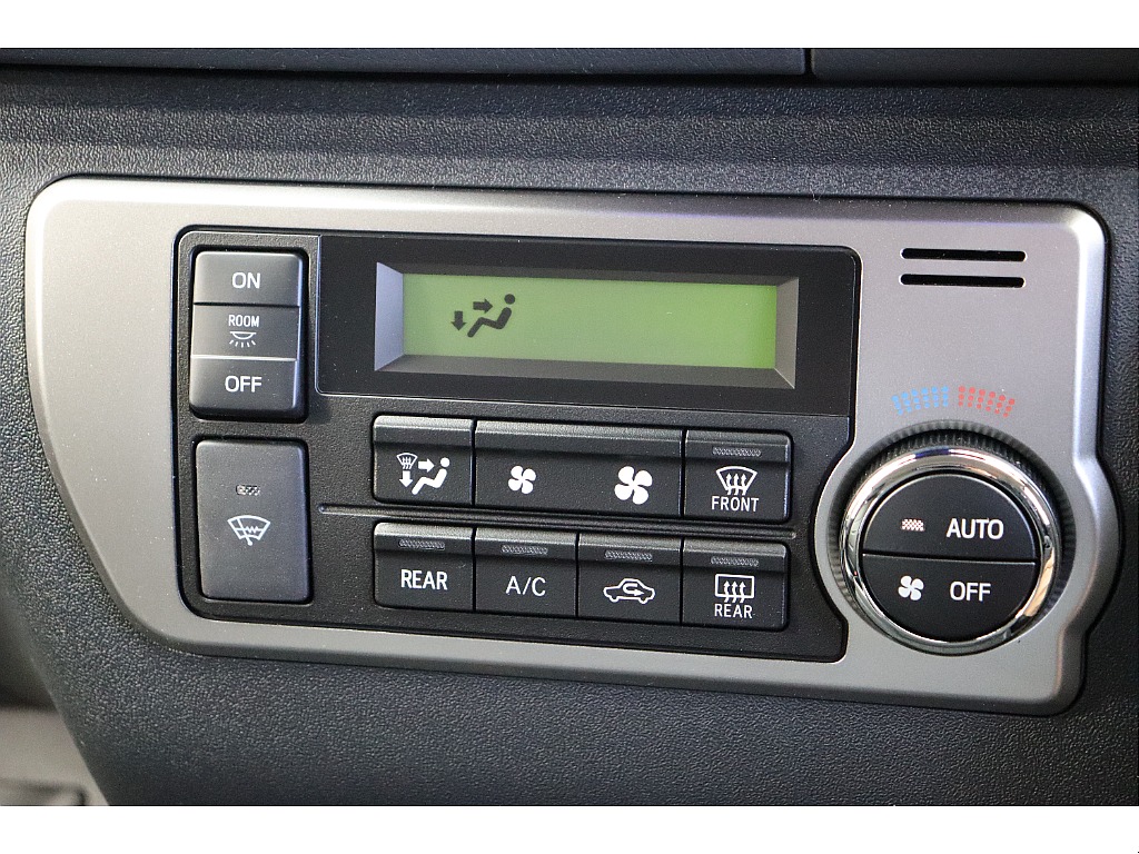 トヨタ ハイエース(48枚目)