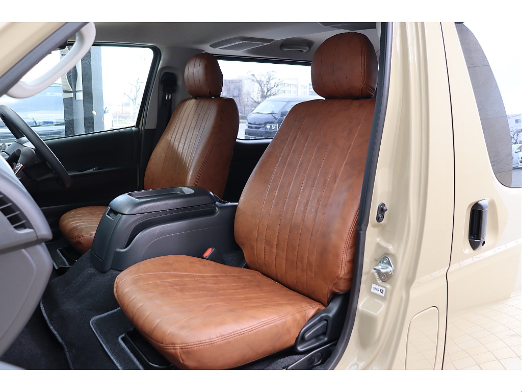 トヨタ ハイエースバン(47枚目)