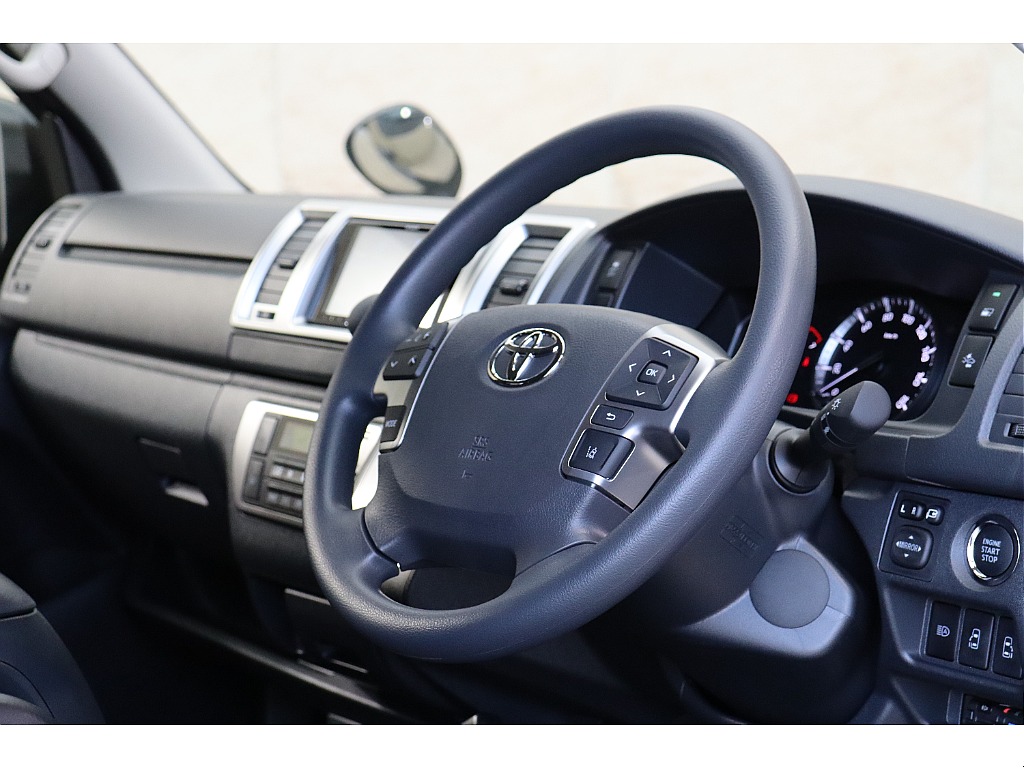 トヨタ ハイエースバン(47枚目)