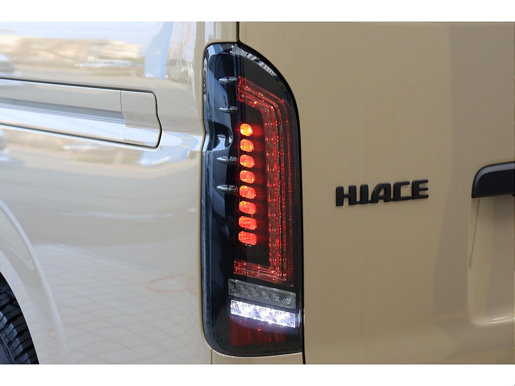 トヨタ ハイエースバン(52枚目)
