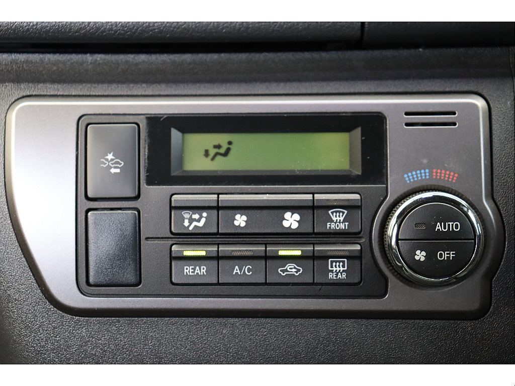 トヨタ ハイエースバン(42枚目)