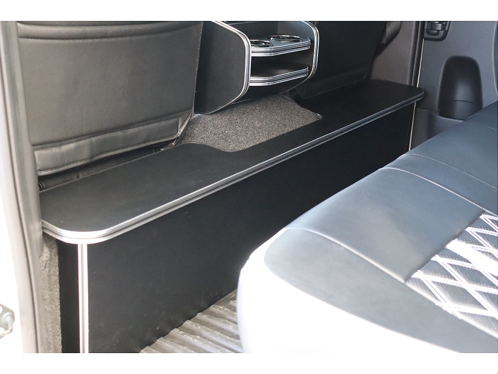 トヨタ ハイエースバン(45枚目)