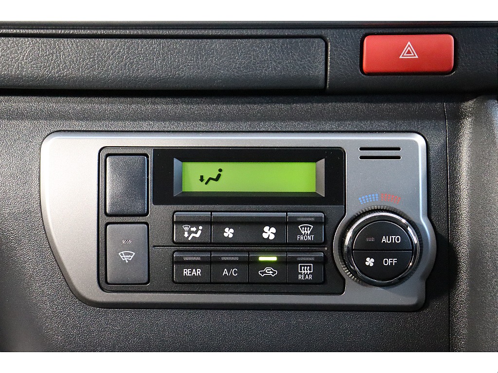 トヨタ ハイエースバン(47枚目)