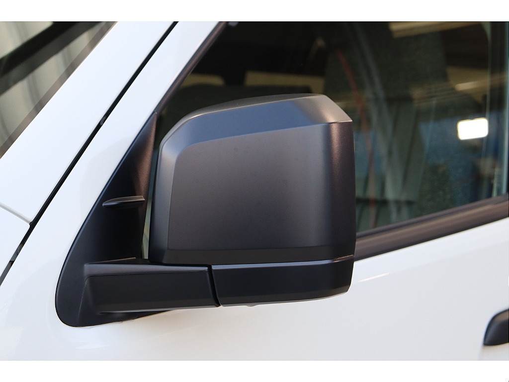 トヨタ ハイエースバン(44枚目)