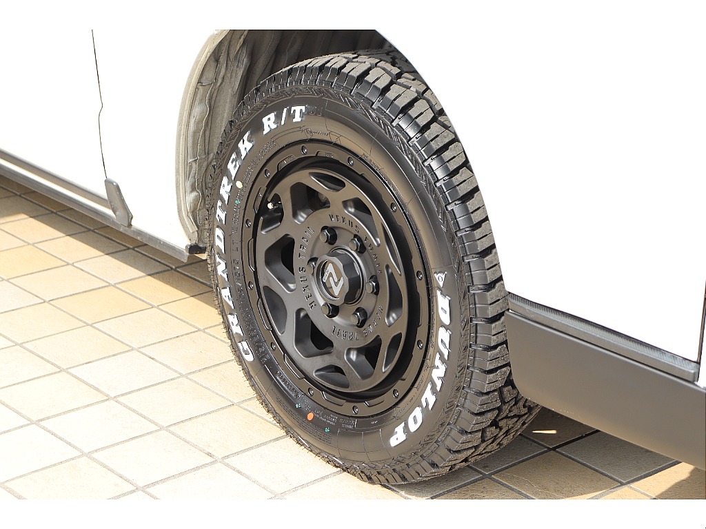 トヨタ ハイエースバン(50枚目)