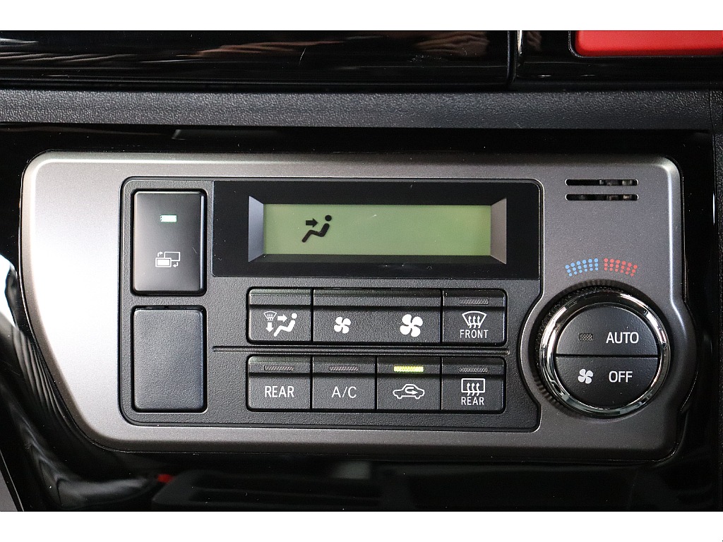 トヨタ ハイエースバン(48枚目)