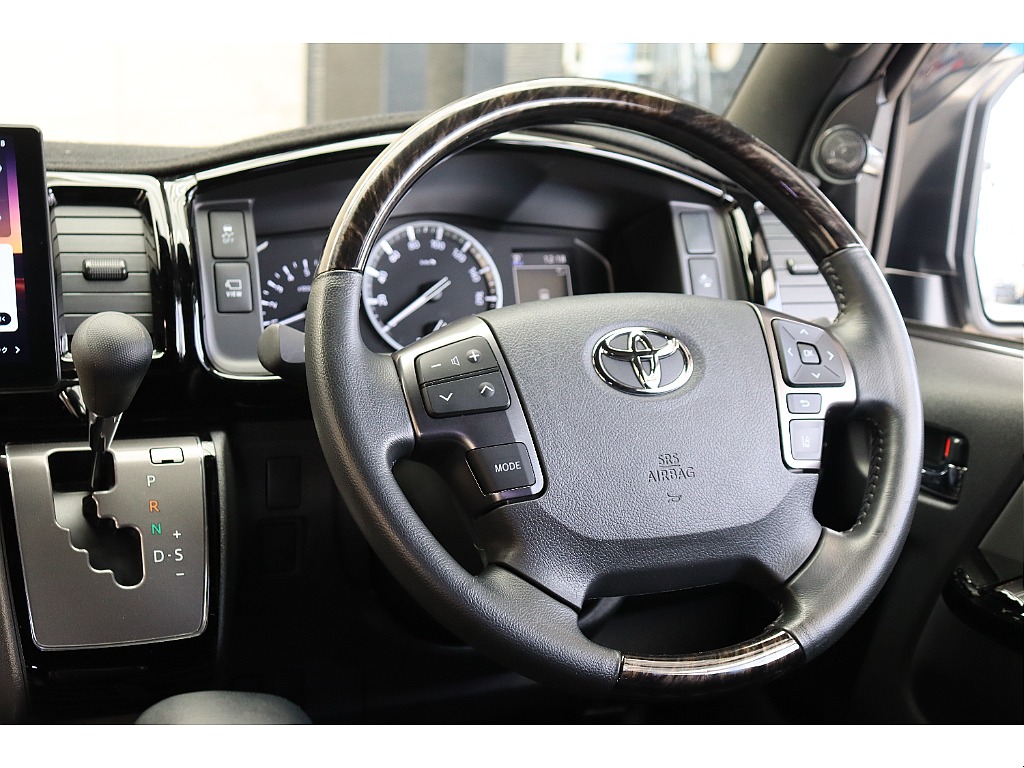 トヨタ ハイエースバン(49枚目)