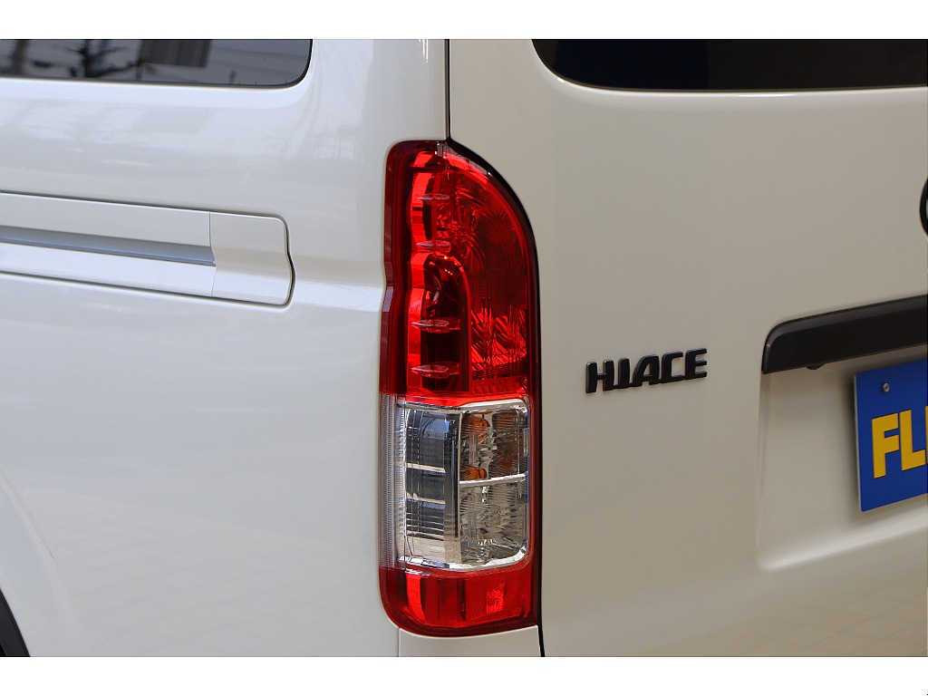 トヨタ ハイエースバン(52枚目)