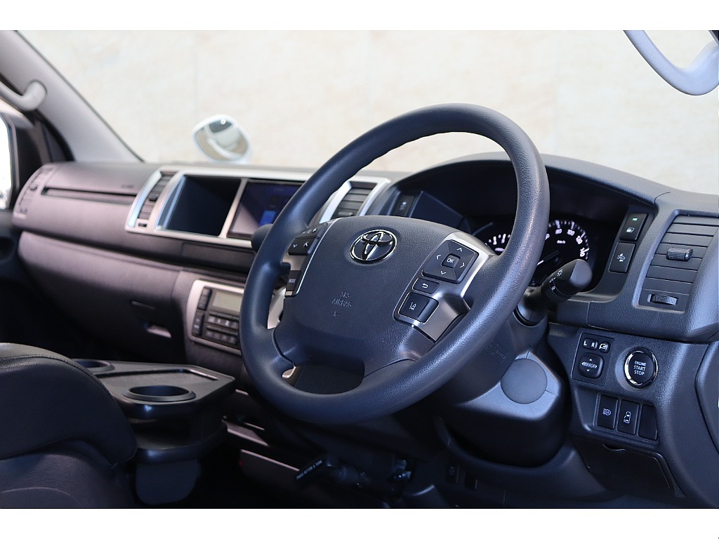 トヨタ ハイエース(55枚目)