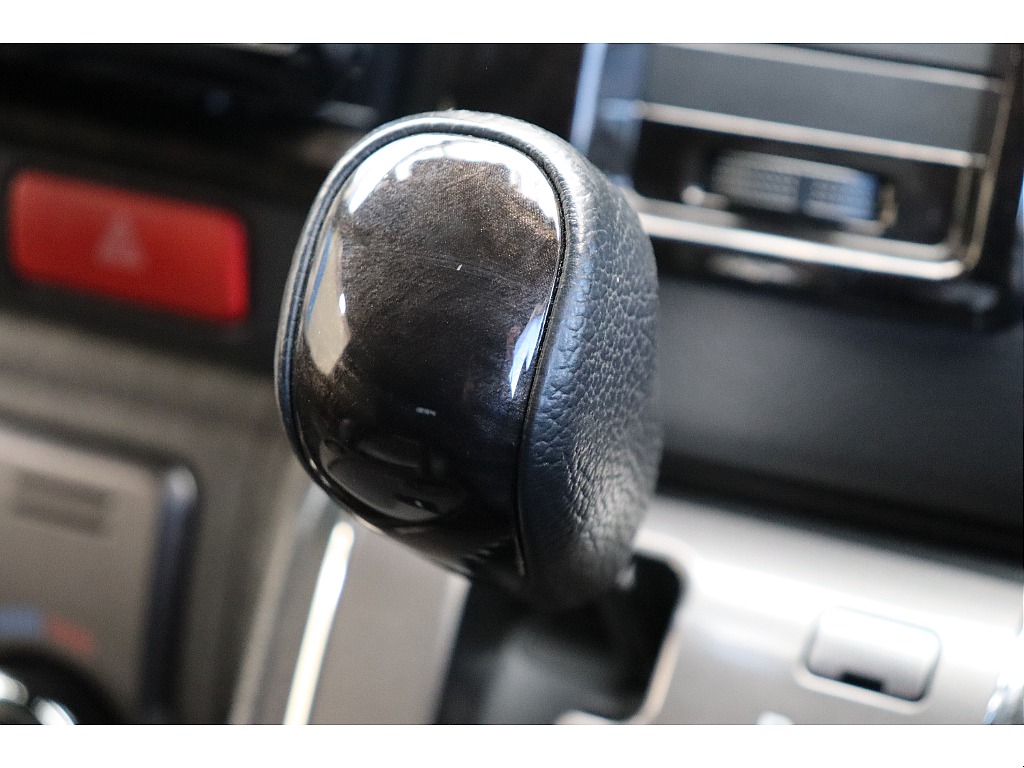 トヨタ ハイエースバン(48枚目)