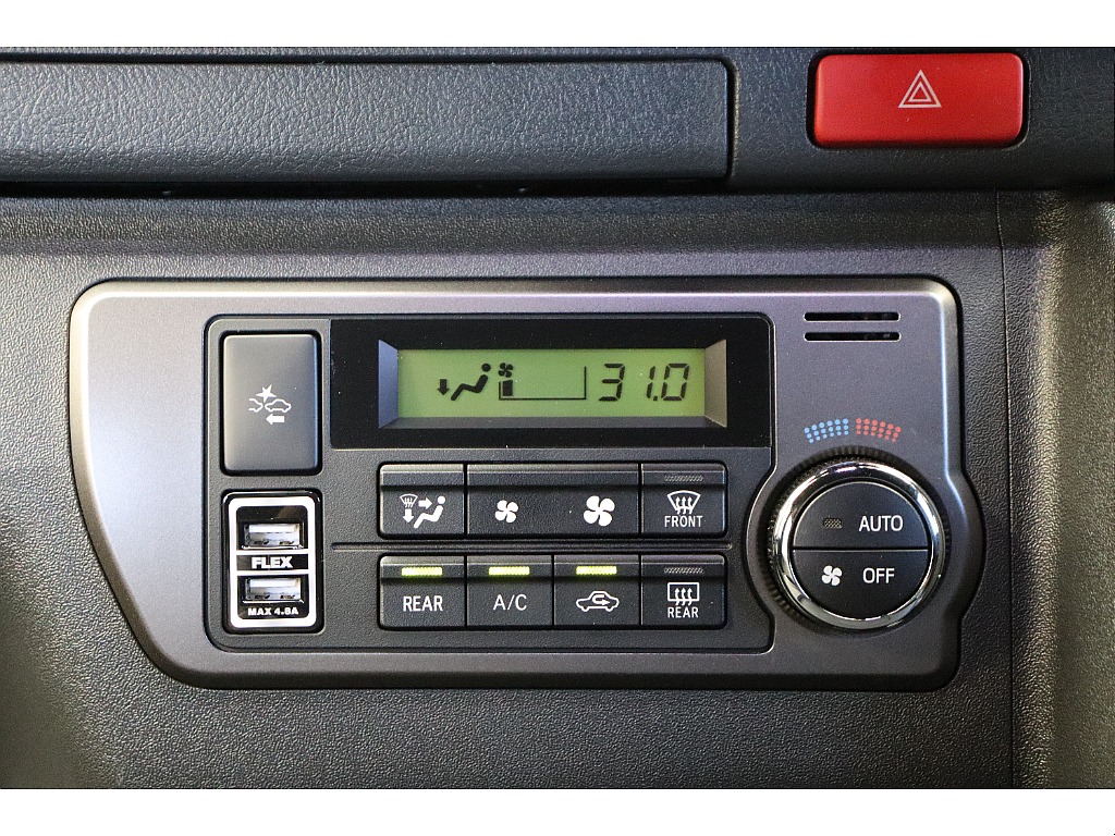 トヨタ ハイエースバン(49枚目)